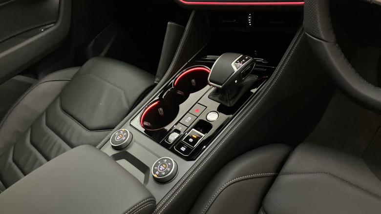 Volkswagen Touareg 3.0 V6 TDI 4Motion 286 Black Edition 5dr Tip Auto Diesel Estate